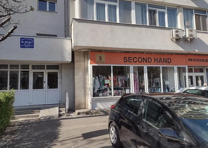 Апартаменти Delightful Brancusi *